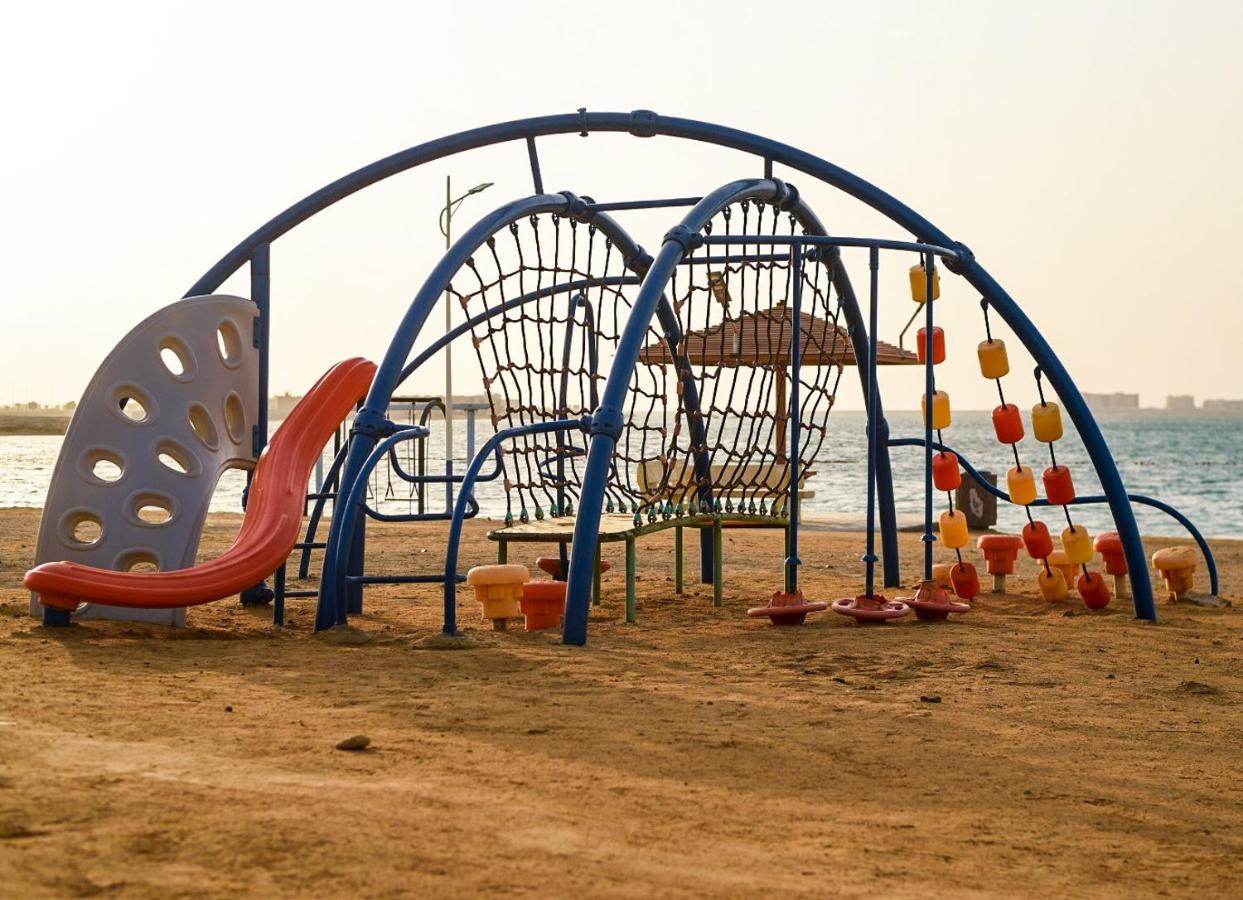 Hotel & Resort Golden Marina Yanbu Esterno foto