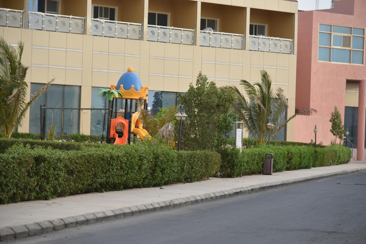 Hotel & Resort Golden Marina Yanbu Esterno foto