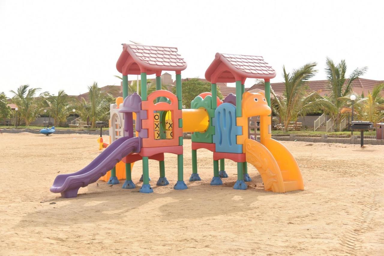Hotel & Resort Golden Marina Yanbu Esterno foto